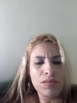 Snapshot of garotasexual chatting on 15, 6, 2026 garotasexual online show from 15, 6, 2026