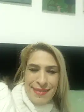 Snapshot of garotasexual chatting on 8, 7, 2026 garotasexual online show from 8, 7, 2026