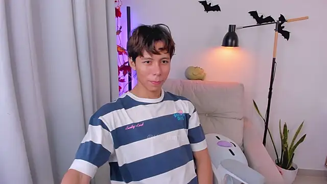 kim lian21 online show from 9, 10, 2025