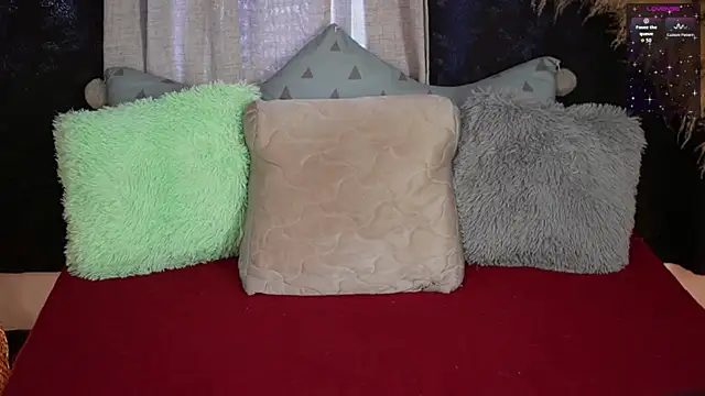 Snapshot of isaibanez chatting on 10, 10, 2025 isaibanez online show from 10, 10, 2025