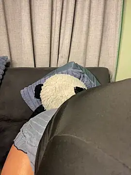 Snapshot of YellowHoneyDip chatting on 22, 11, 2025 YellowHoneyDip online show from 22, 11, 2025