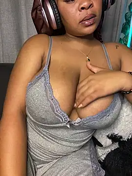 YellowHoneyDip online show from 8, 3, 2026