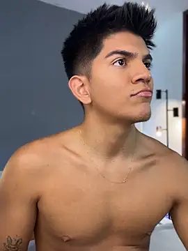 santiago 01 online show from 1, 3, 2026