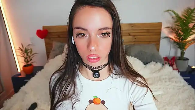 Dayna Nebula online show from 23, 4, 2026