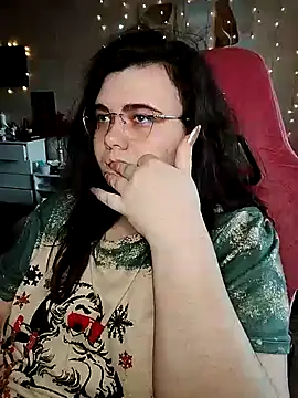 Snapshot of DenisHailey chatting on 3, 2, 2025 DenisHailey online show from 3, 2, 2025
