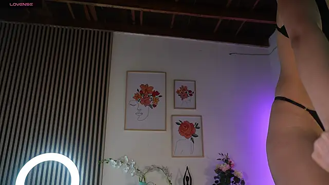 LillyDolls23 online show from 11, 4, 2026