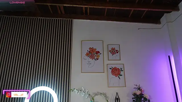 LillyDolls23 online show from 10, 4, 2026