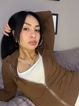 Snapshot of romma95 chatting on 15, 7, 2026 romma95 online show from 15, 7, 2026