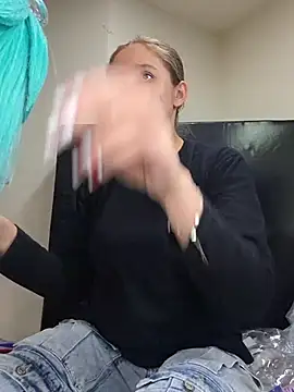 NaomiShimizu online show from 20, 12, 2025