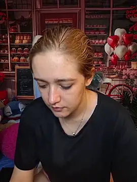 NaomiShimizu online show from 2, 2, 2026