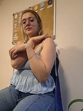 NaomiShimizu online show from 23, 4, 2026