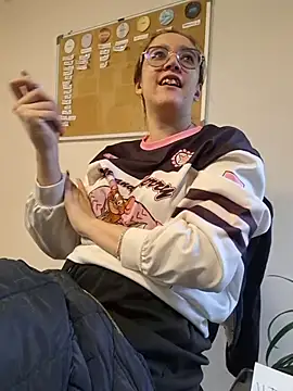 NaomiShimizu online show from 17, 4, 2026