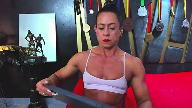 Khloe Rossich online show from 10, 10, 2025