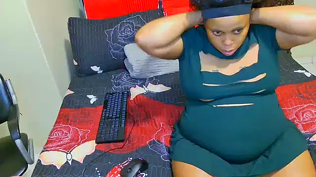 THESHORTQUEEN online show from 15, 12, 2025