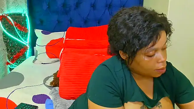 THESHORTQUEEN online show from 7, 1, 2026