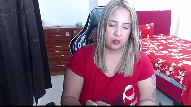 Snapshot of KathyHardcore69 chatting on 22, 11, 2025 KathyHardcore69 online show from 22, 11, 2025