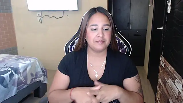 Snapshot of KathyHardcore69 chatting on 3, 5, 2026 KathyHardcore69 online show from 3, 5, 2026