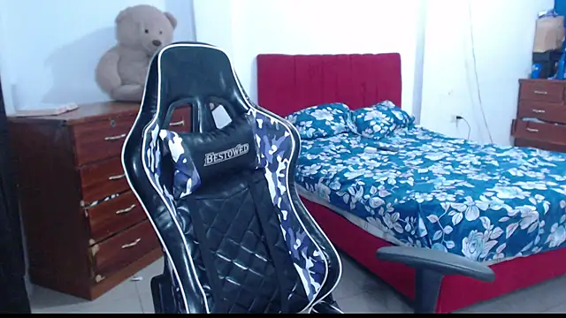 Snapshot of KathyHardcore69 chatting on 14, 10, 2025 KathyHardcore69 online show from 14, 10, 2025