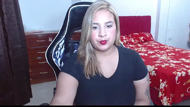 Snapshot of KathyHardcore69 chatting on 21, 11, 2025 KathyHardcore69 online show from 21, 11, 2025