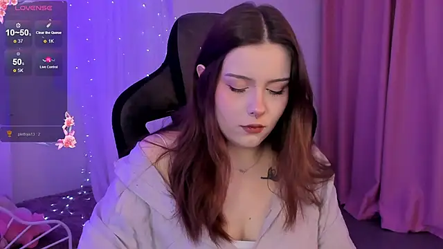 CoralineKeyns online show from 20, 3, 2025