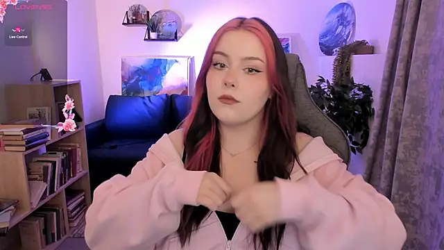 CoralineKeyns online show from 3, 4, 2026