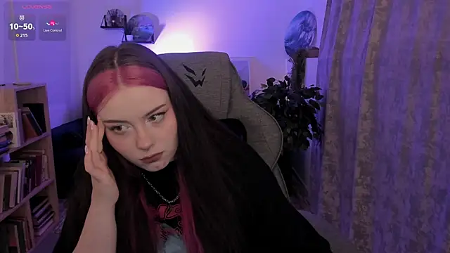 CoralineKeyns online show from 7, 7, 2026
