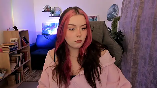 CoralineKeyns online show from 18, 4, 2026