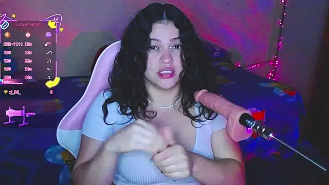 kim saenz20 online show from 13, 11, 2025