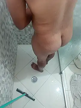 Nicolaskribeiro online show from 15, 2, 2026