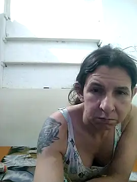 Cameron puppy online show from 3, 4, 2026