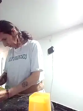 Cameron puppy online show from 10, 11, 2025