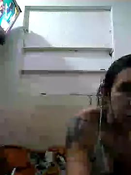 Snapshot of Cameron_puppy chatting on 7, 5, 2026 Cameron puppy online show from 7, 5, 2026
