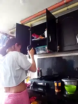 Cameron puppy online show from 13, 11, 2025