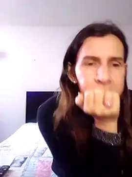 Cameron puppy online show from 7, 10, 2025