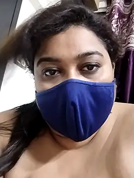 Snapshot of indianlisa5 chatting on 15, 4, 2026 indianlisa5 online show from 15, 4, 2026
