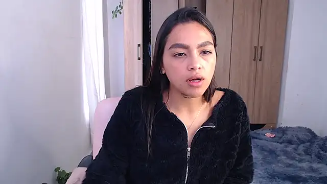 fairylatin222 online show from 5, 3, 2025