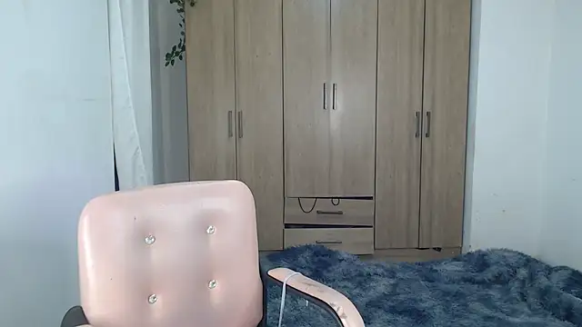 fairylatin222 online show from 5, 3, 2025