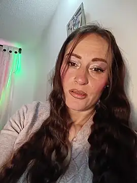 JadeHiilton online show from 12, 3, 2026