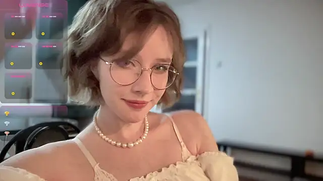 Snapshot of ms_christiana chatting on 9, 11, 2025 ms christiana online show from 9, 11, 2025