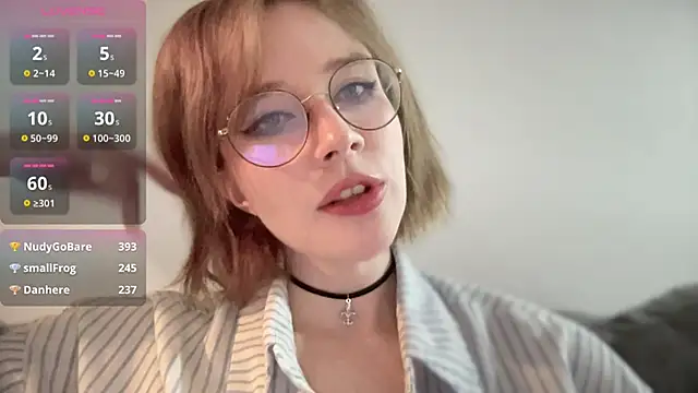 Snapshot of ms_christiana chatting on 18, 11, 2025 ms christiana online show from 18, 11, 2025