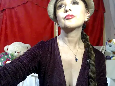 hottieperla online show from 15, 12, 2025