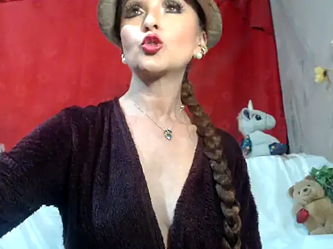 Snapshot of hottieperla chatting on 7, 3, 2025 hottieperla online show from 7, 3, 2025