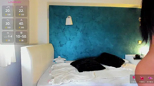 Awesome Jolie online show from 4, 12, 2024