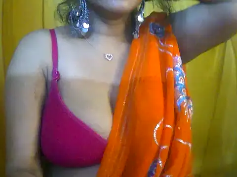 Snapshot of sexy_baby_kolkata chatting on 28, 10, 2025 sexy baby kolkata online show from 28, 10, 2025