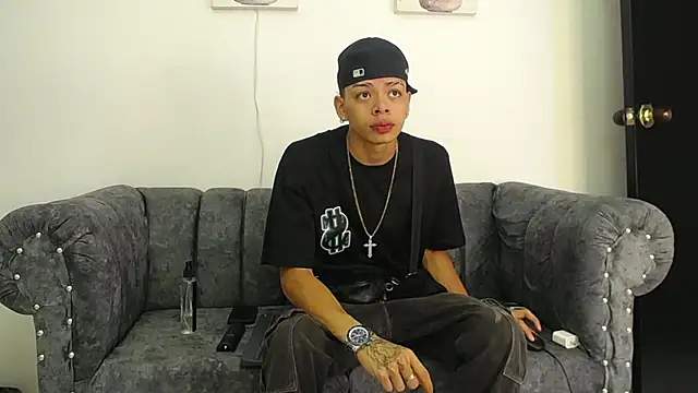 Snapshot of Harry_jhonsson chatting on 8, 2, 2025 Harry jhonsson online show from 8, 2, 2025