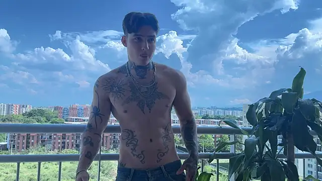 dantecoppolaa  online show from 22, 4, 2026