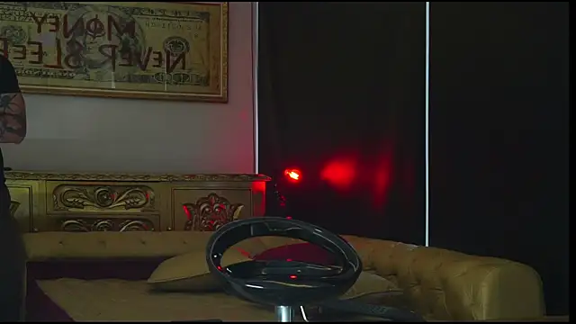 dantecoppolaa  online show from 11, 11, 2025