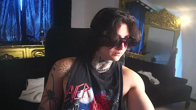 dantecoppolaa  online show from 8, 2, 2025