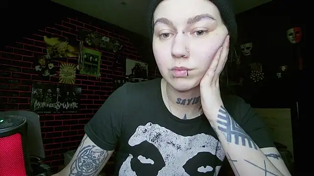Snapshot of MoorderxDoll chatting on 12, 4, 2026 MoorderxDoll online show from 12, 4, 2026