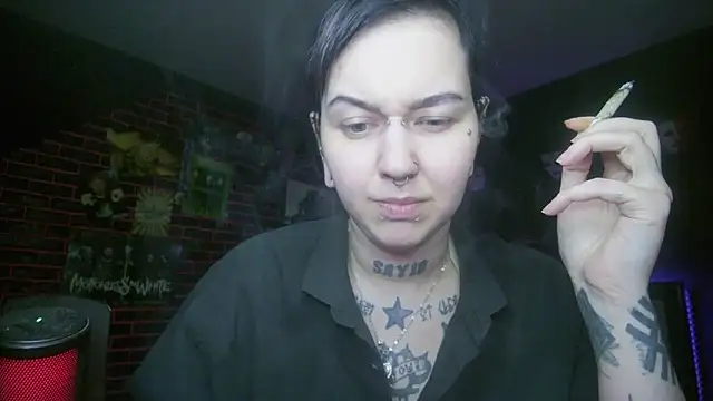 MoorderxDoll online show from 28, 2, 2026